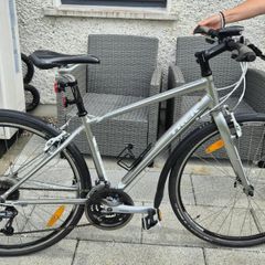 Trek hybrid bike