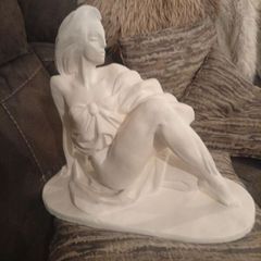 Lady sculpture