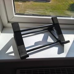 Quad Cortex Desktop Stand