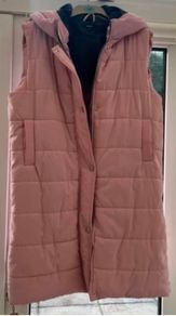 Pink Sleveless Hooded Puffer Jacket By Iclothing