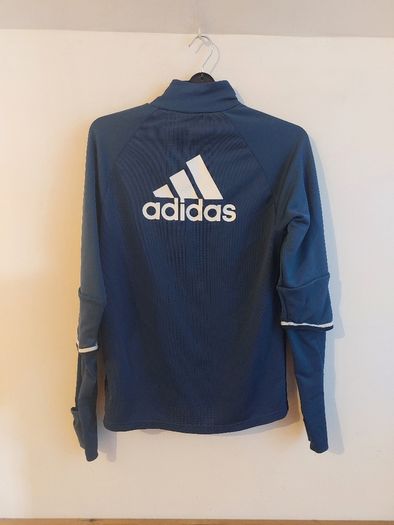 manchester united training jumper