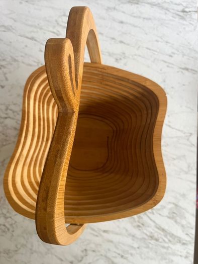 Fruit bowl and pot stand