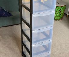 Iris Ohyama Plastic Drawer Storage Unit - 4 Drawers - Perfect Condition