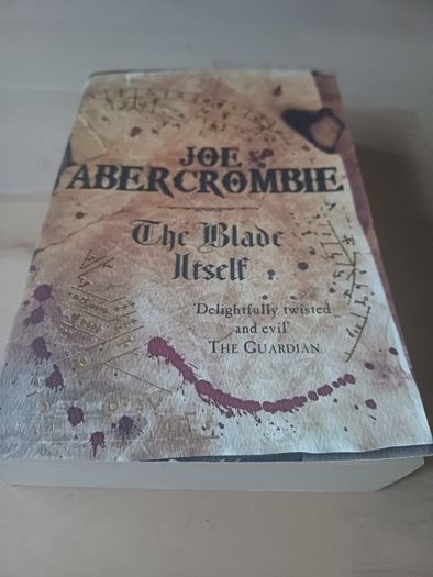 The Blade Itself by Joe Abercrombie (The First Law Book #1 Fantasy Paperback 2007)