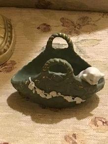 Vintage ceramic basket with cat