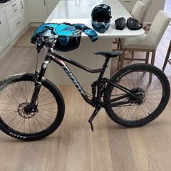 Giant stance 2 Size medium 2024