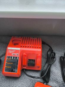 Milwaukee M12 and M18 charger