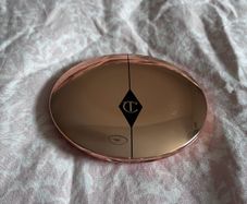 Charlotte Tilbury - Airbrush Flawless finish - medium