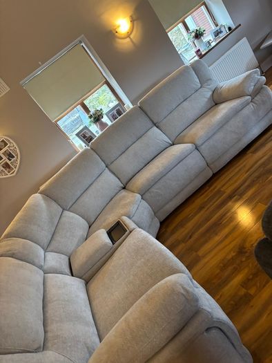 electric recliner couch