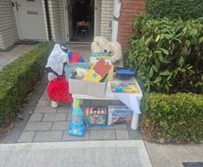 free toys and books