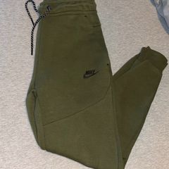Nike Tech xs tracksuit bottoms