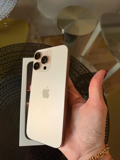 iPhone 16 Pro Max 256GB Desert Titanium