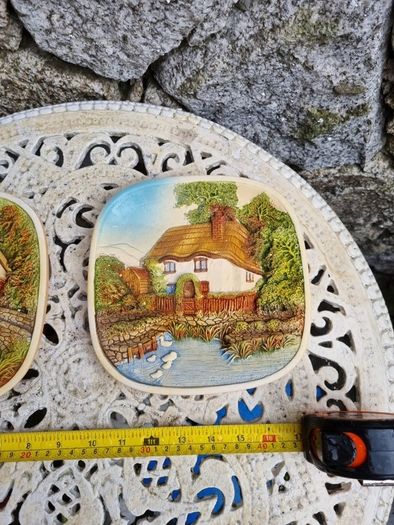 2x country cottage plates
