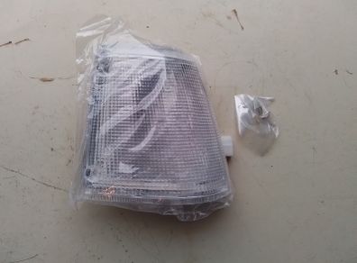Mazda 323 Front Corner Lamp.