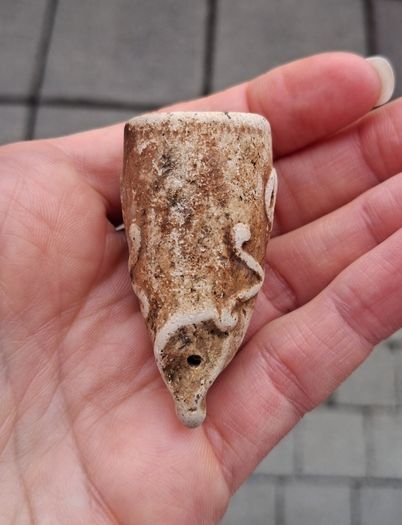 Vintage skull and bones clay pipe bowl