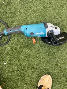 Angle grinder