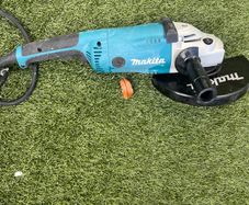 Angle grinder