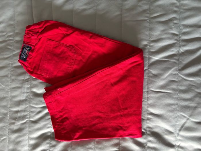 red cotton trousers