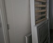 single beds with mattress