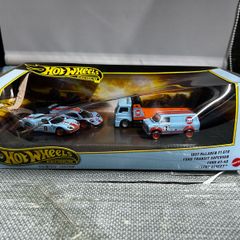 Gulf Diorama Set Damaged Hot Wheels