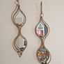 Mirrored Teardrop Candleholder Image 2