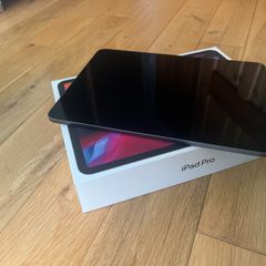 iPad Pro 11inch, 512Gb, 2nd gen (with Apple Pencil)