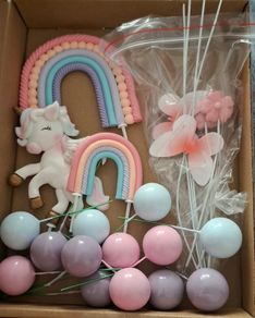 Unicorn cake topper