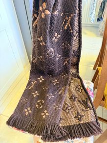 LV Wool scarf