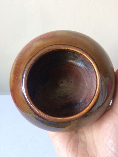 pottery pot