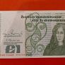 Irish 1989 Pair Of Consecutive " Queen Meibh" One Pound In Uncirclulated Condition Image 3
