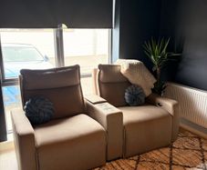 Cinema 2-Seater Electric Recliner Sofa (Beige) -MINT CONDITION