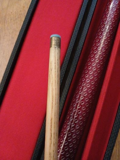 snooker cue and hardcase. John parrot.