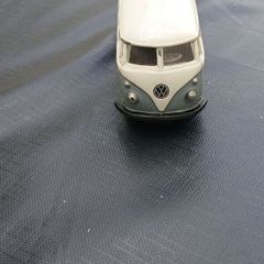 WELLY Diecast Volkswagen Micro Bus 1962