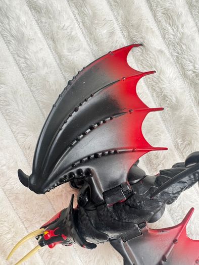 2018 How to Train Your Dragon 3 Hidden World Deathgripper Action Figure approx. 19 cm. Used Please see photos