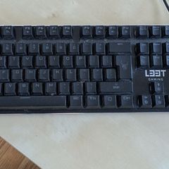 Leet gaming keyboard