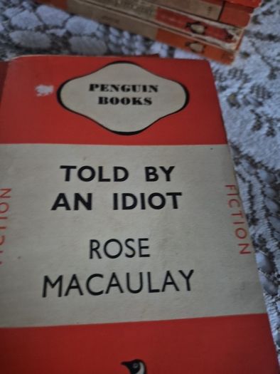 Vintage 14 penguin books