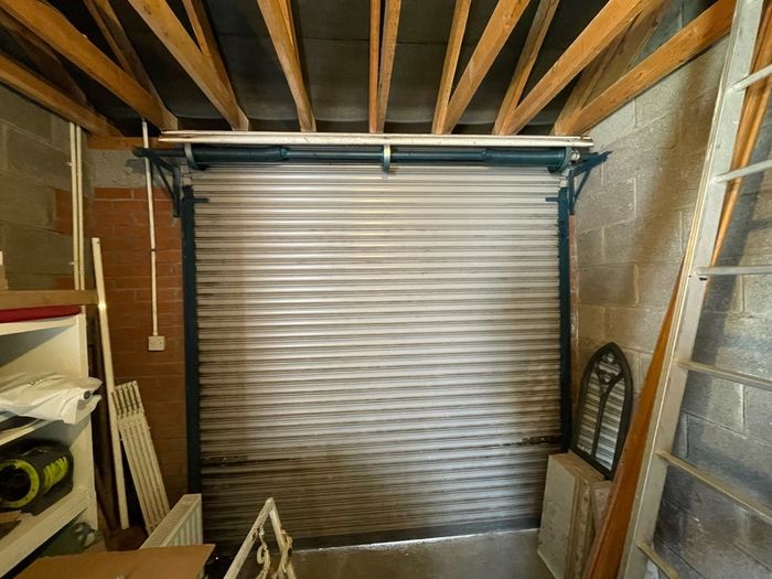 garage roller door