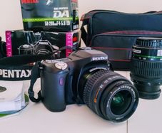 Pentax SLR Digital Camera istd  2 original lenses Original boxes SD card Case carry bag strap manuals etc Fully working