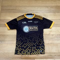 Rare O'Neills Kilkenny Black Celtic Challenge GAA jersey, Size Small (player fit)