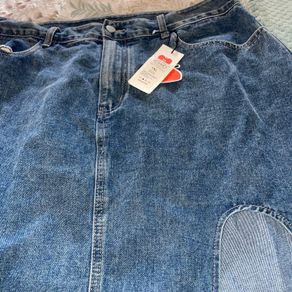 Stunning denim maxi skirt brand new