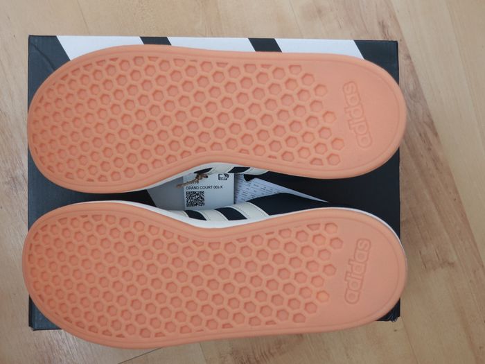 Adidas Suede sneakers | Size 5.5-6 UK | Brand New