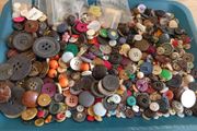 Large Collection Of Buttons Inc Many Vintage Not Cleaned