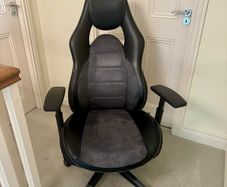 gaming chair