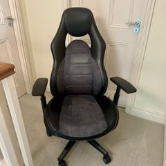 gaming chair
