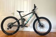 Trek Remedy 8 Full Suspension Mountain Bike