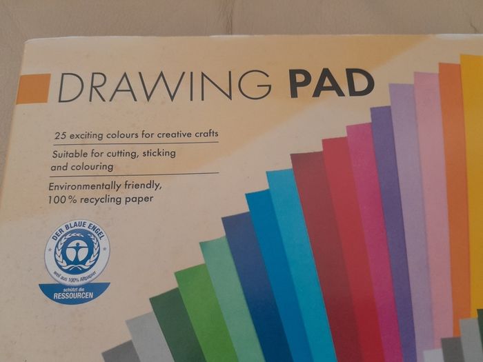 Scrapbook, 50 page, 25 colours