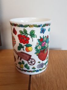BNIB Duchess Fine Bone China Mugs