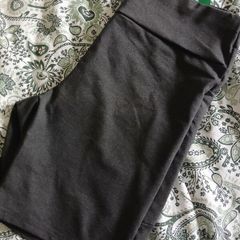 New stretch shorts size L