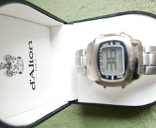 D'Alton Digital Wristwatch - Metal Bracelet and Water Resistance - fresh battery