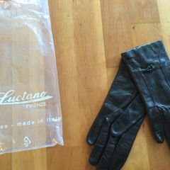 Beautiful Black leather Italian Gloves Brand new